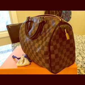LV Speedy 25